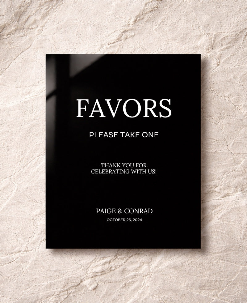 Wedding party favors sign