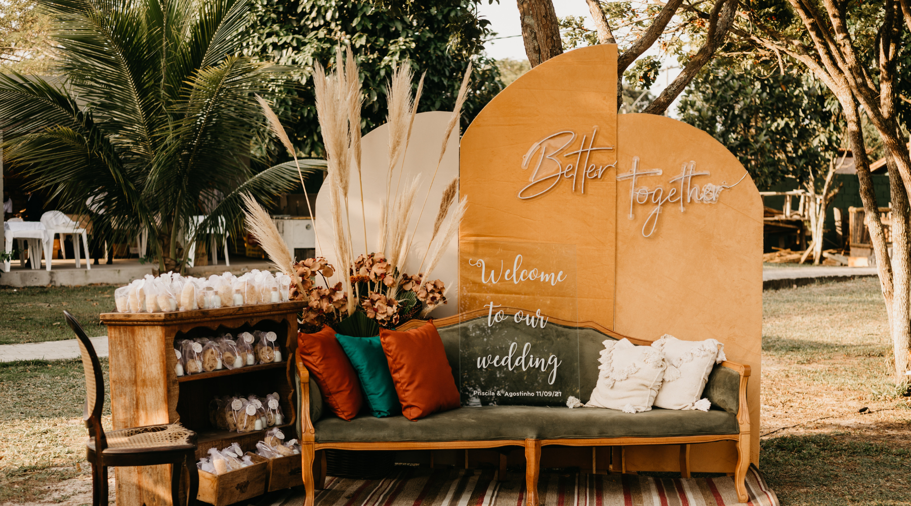 Unique Ideas for Custom Wedding Signs That Stand Out