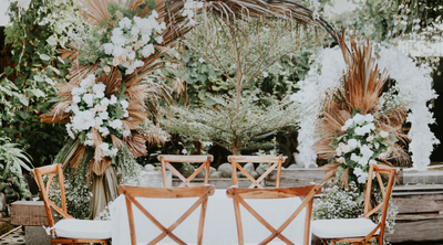 Incorporating Custom Signs into Your Garden Wedding