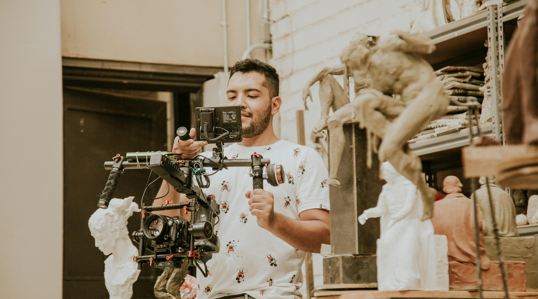 What to Look for in a Wedding Videographer: Tips and Advice