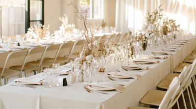 How to Choose Custom Signs for a Modern Wedding