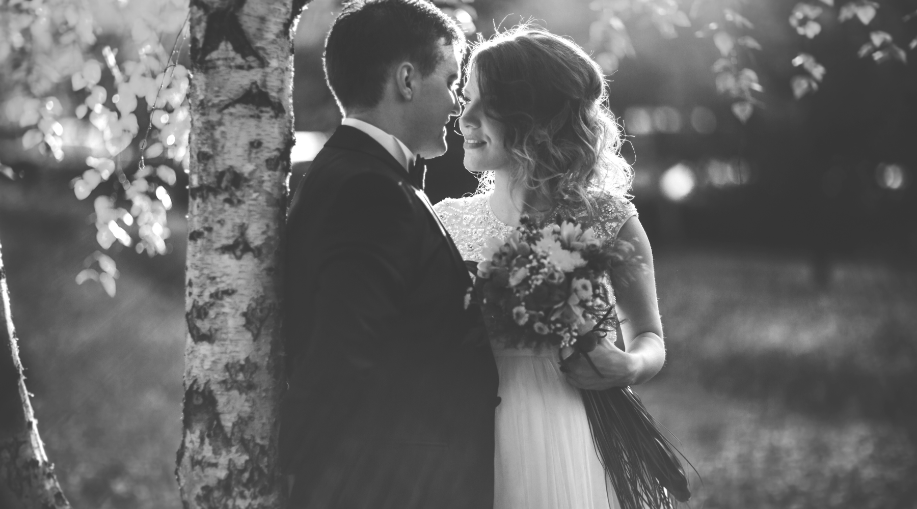 Top Custom Sign Ideas for a Fairytale Wedding