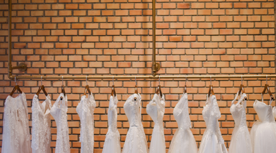 How to Use Custom Signs in an Industrial-Chic Wedding