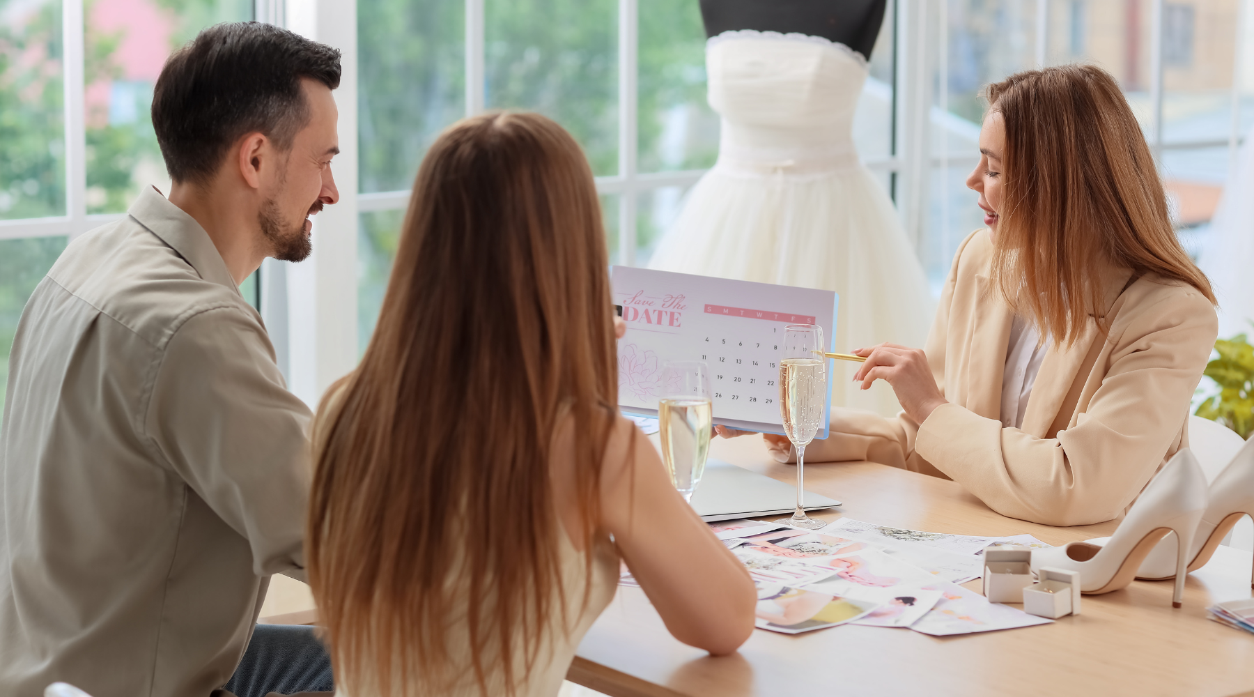 How Wedding Planners Can Use Custom Signs to Wow Clients