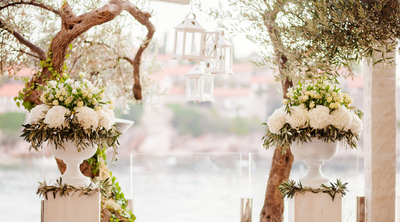 Designing Custom Signs for a Destination Wedding