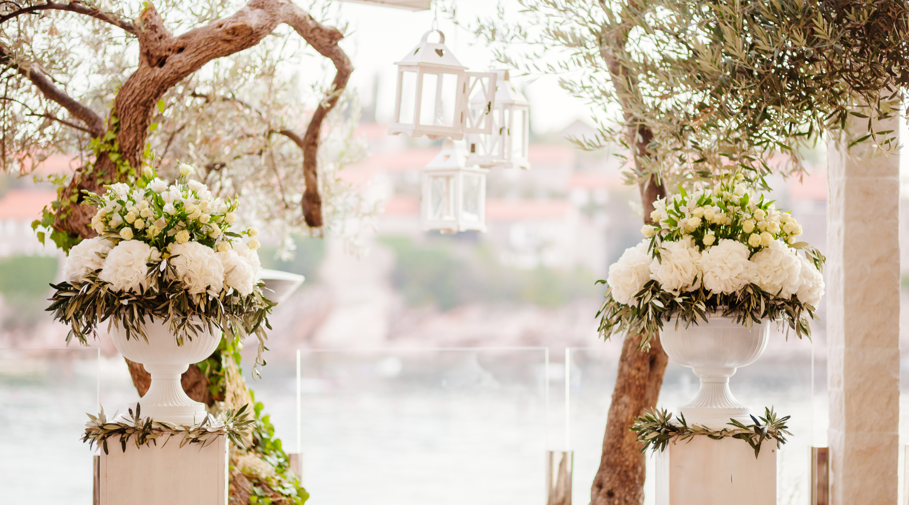 Designing Custom Signs for a Destination Wedding