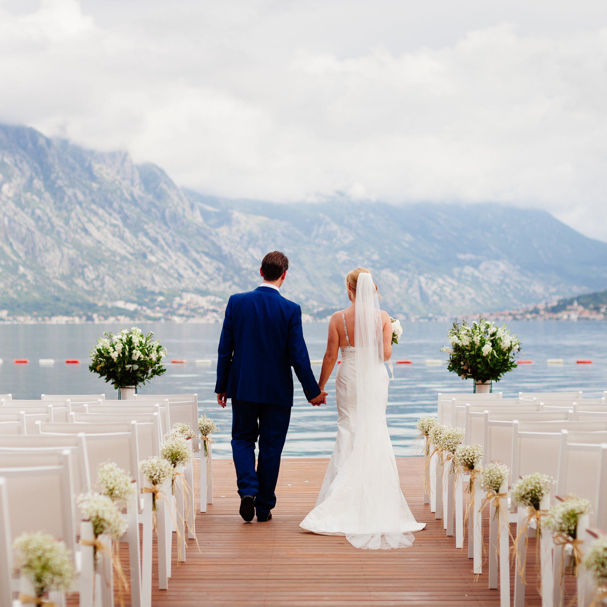 How to Match Your Accessories to Your Wedding Theme