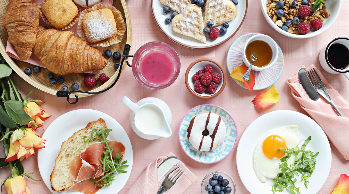Planning a Brunch Wedding: Tips and Menu Ideas