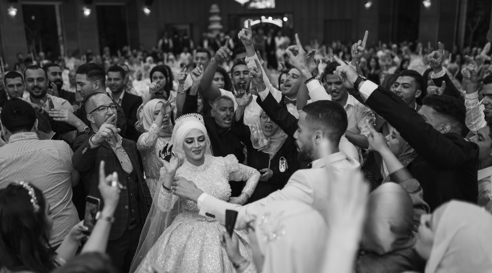 Guide to Creating a Wedding Playlist That Keeps Guests Dancing