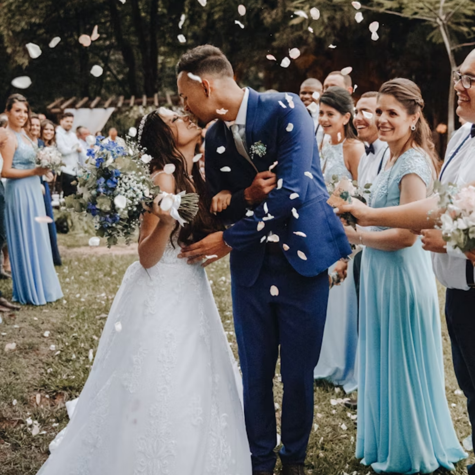 Creative Ways to Include Your Wedding Party in the Celebration