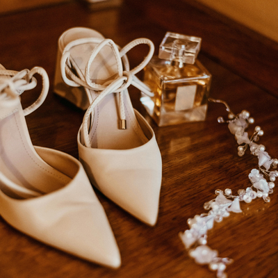 The Finishing Touches: Accessories That Make Your Wedding Look Complete