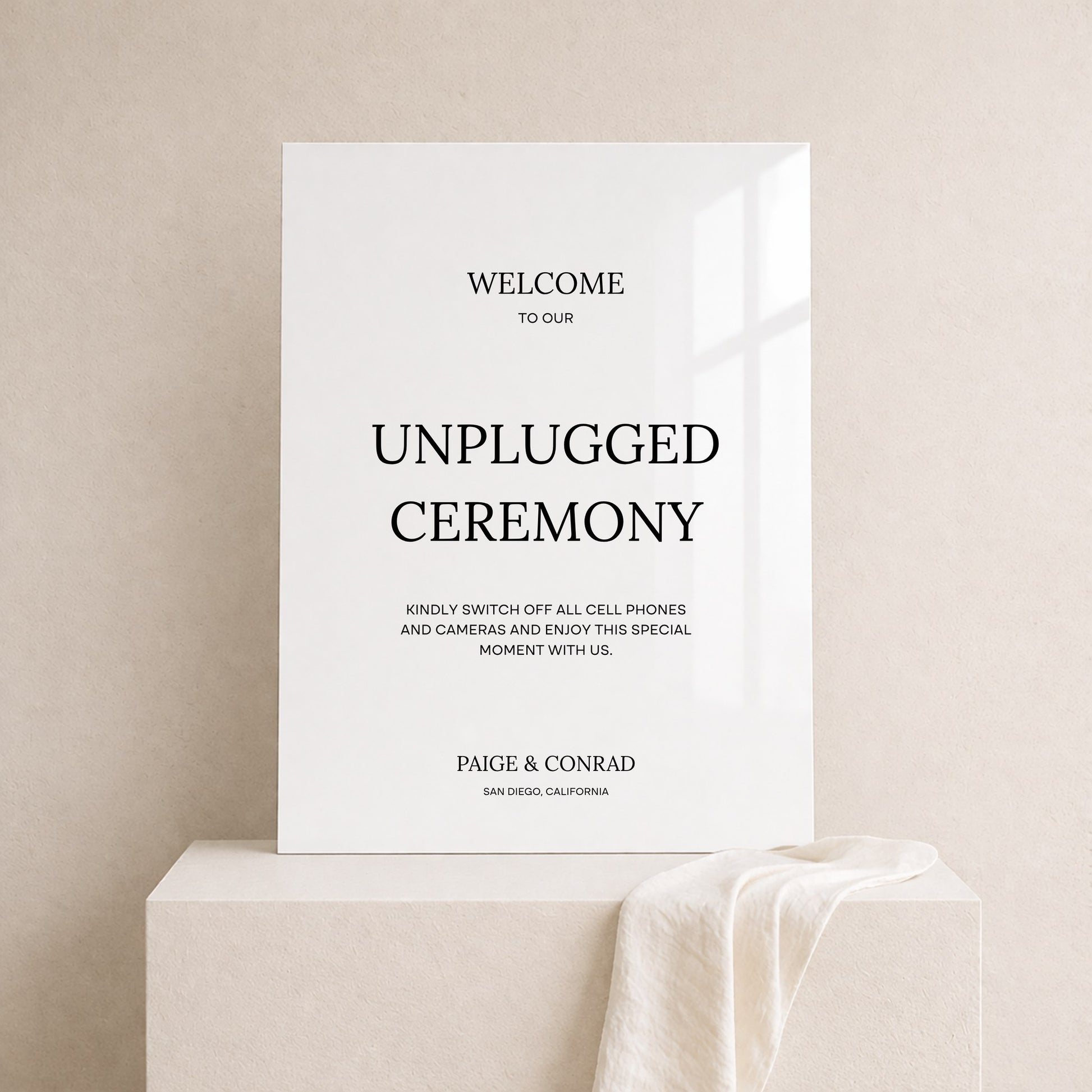 Moda Collection Acrylic Wedding Unplugged Ceremony Sign